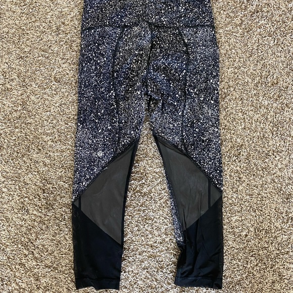 Lululemon Crop Mesh Leggings - Picture 2 of 5